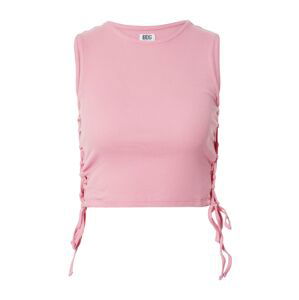 BDG Urban Outfitters Top  pink