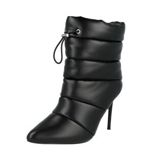 STEVE MADDEN Nízké kozačky 'CLOAK'  černá