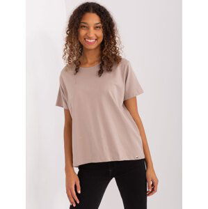 TMAVĚ BÉŽOVÉ DÁMSKÉ TRIČKO S KRÁTKÝMI RUKÁVY RV-TS-8047.57P-DARK BEIGE Velikost: S/M