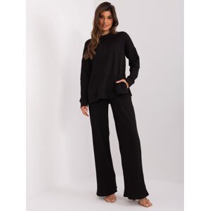 ČERNÝ ŽEBROVANÝ KOMPLET LK-KMPL-509497.32-BLACK Velikost: M/L