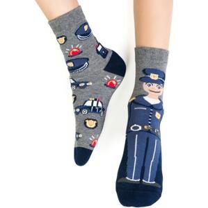 Šedé chlapecké ponožky vzor policista - Art. 014 CE382,  GRAY MELANGE Velikost: 26-28