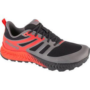 ŠEDÉ PÁNSKÉ BĚŽECKÉ BOTY INOV-8 TRAILFLY STANDARD 001148-BKFRDG-S-001 Velikost: 44.5