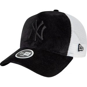 ČERNÁ VELUROVÁ KŠILTOVKA NEW ERA NEW YORK YANKEES VELOUR TRUCKER CAP 60435005 Velikost: ONE SIZE