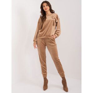 HNĚDÁ VELUROVÁ SOUPRAVA S MAŠLÍ DHJ-KMPL-8870.59-BROWN Velikost: ONE SIZE