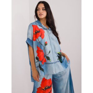 MODRÁ LETNÍ KOŠILE S POTISKEM KVĚTŮ DHJ-KS-19007-2.28-NIEBIESKI Velikost: ONE SIZE
