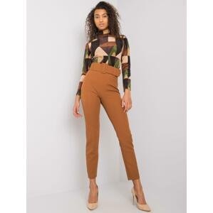 Hnědé dámské kalhoty s vysokým pasem LC-SP-22K-5016.25P-brown Velikost: 38