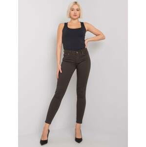 TMAVĚ HNĚDÉ DÁMSKÉ SKINNY KALHOTY RS-SP-77302.55P-BROWN Velikost: 34