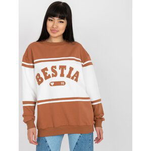 HNĚDÁ OVERSIZE DÁMSKÁ MIKINA S NÁPISEM BESTIA FA-BL-7699.04P-BROWN Velikost: ONE SIZE