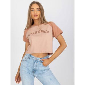 BÉŽOVÝ DÁMSKÝ CROP TOP CALIFORNIA FA-TS-7708.44-BEIGE Velikost: ONE SIZE