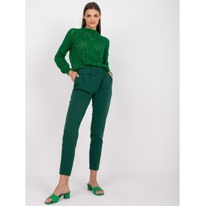 Tmavě zelené kalhoty Giulia s opaskem -DHJ-SP-12787.21X-dark green Velikost: 2XL