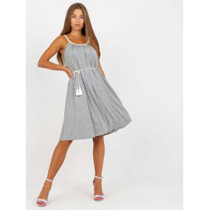 Světle šedé mini šaty s pletenými ramínky DHJ-SK-20067.96-gray Velikost: ONE SIZE