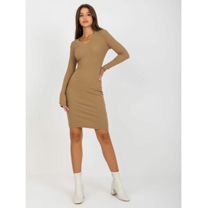 HNĚDÉ BASIC ŠATY S DLOUHÝM RUKÁVEM -EM-SK-673.78P-CAMEL Velikost: ONE SIZE