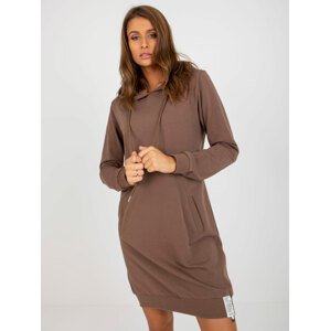 HNĚDÉ MIKINOVÉ ŠATY S KAPSAMI RV-TU-8356.90-BROWN Velikost: ONE SIZE