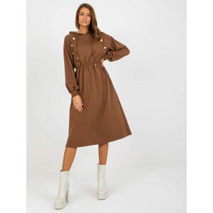 HNĚDÉ DELŠÍ MIKINOVÉ ŠATY S KAPUCÍ RV-SK-8336.12P-BROWN Velikost: ONE SIZE