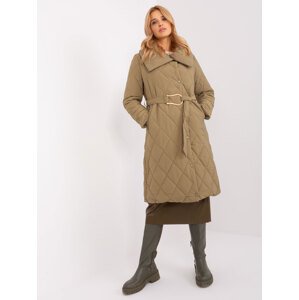 KHAKI ZIMNÍ BUNDA S PÁSKEM -NM-KR-TR8312.96P-KHAKI Velikost: M