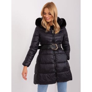 ČERNÁ BUNDA S PÁSKEM -NM-KR-TR8173.96P-BLACK Velikost: M