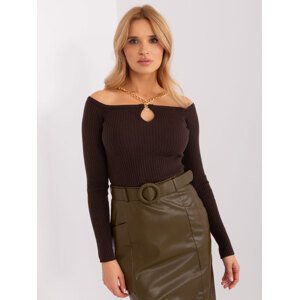 TMAVĚ HNĚDÝ SVETR S ŘETÍZKEM EM-SW-070921.49-DARK BROWN Velikost: S/M