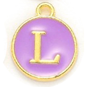 Kovový přívěšek s písmenem L, fialový, 14x12x2 mm