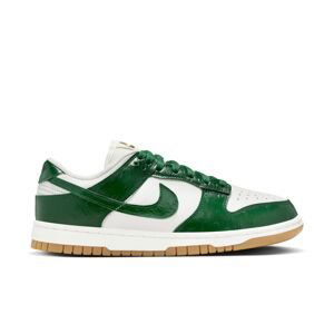 Nike Dunk Low LX "Gorge Green" Wmns - Dámské - Tenisky Nike - Šedé - FJ2260-002 - Velikost: 36