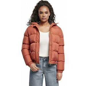 Krátká dámská zimní bunda Puffer Urban Classics Barva: redearth, Velikost: 5XL