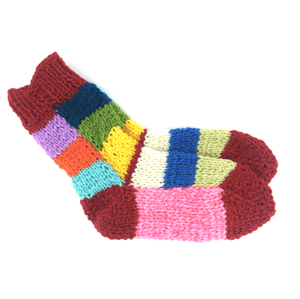 Ponožky od Magdy Ručně pletené veselé ponožky vel. 31-34 Barva: červená-růžová