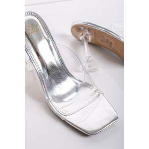 Stříbrno-transparentní pantofle na tenkém podpatku Leslie