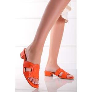 Oranžové pantofle na hrubém podpatku Lauren