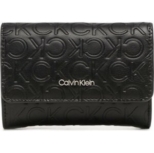 Malá dámská peněženka Calvin Klein Ck Must Trifold Sm/Emb Mono K60K610951 BAX