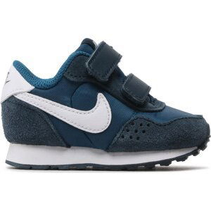 Boty Nike Md Valiant (TDV) CN8560 405 Marina/White/Armory Navy