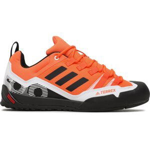 Boty adidas Terrex Swift Solo Approach Shoes HR1302 Impact Orange/Core Black/Crystal White