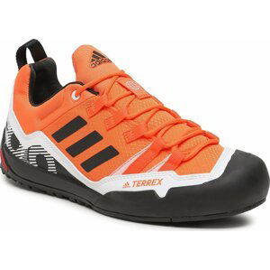 Boty adidas Terrex Swift Solo Approach Shoes HR1302 Oranžová