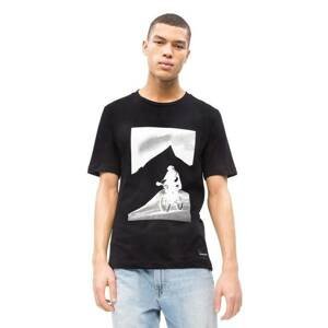 Calvin Klein pánské černé tričko Photoprint - XL (099)