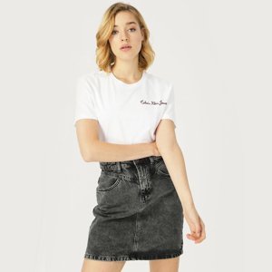 Calvin Klein dámské bílé tričko s výšivkou