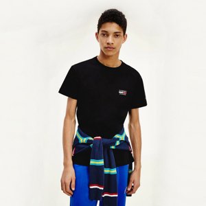 Tommy Jeans pánské černé tričko Chest