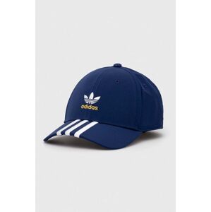 Kšiltovka adidas Originals s aplikací