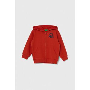 Dětská bavlněná mikina United Colors of Benetton červená barva, s kapucí, s potiskem