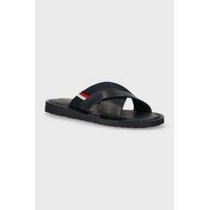 Kožené pantofle Tommy Hilfiger CORE LTH CRISS C SANDAL pánské, tmavomodrá barva, FM0FM05010