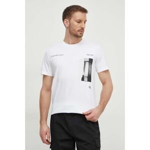 Bavlněné tričko Calvin Klein Jeans bílá barva, s potiskem, J30J325930