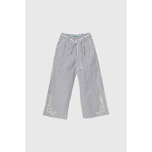 Dětské kalhoty United Colors of Benetton bílá barva, vzorované