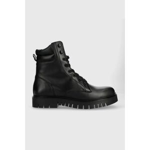 Farmářky Tommy Jeans TJW LACE UP BOOT dámské, černá barva, na platformě, EN0EN02314