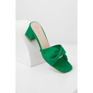 Pantofle Answear Lab zelená barva