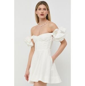 Plátěné šaty Bardot bílá barva, mini