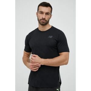 Běžecké tričko New Balance Q Speed černá barva