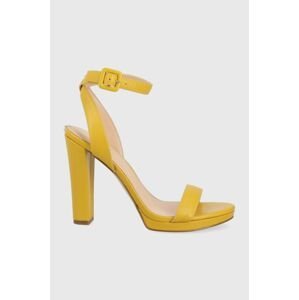 Kožené sandály Guess Kalare žlutá barva