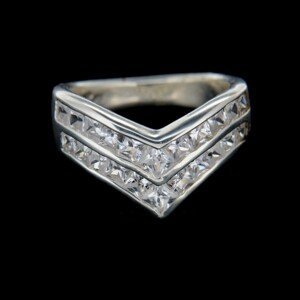 Stříbrný prsten 14304