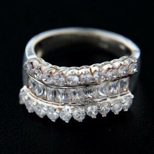 Stříbrný prsten 14769