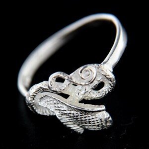Stříbrný prsten 14775