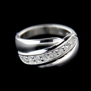 Stříbrný prsten 15197