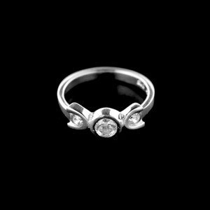 Stříbrný prsten 15227