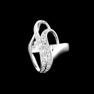 Stříbrný prsten 15377
